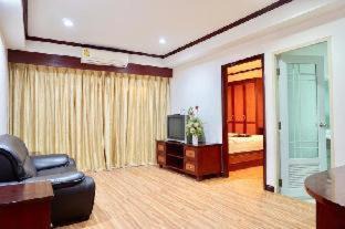 Yan Nawa Hotel | Miloft Sathorn Hotel - SHA Plus Certified