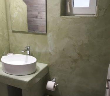 Neo Kalamaki Apartment | Milos Apartment