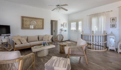 Milos Villa | Milos Retreat Fusion
