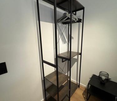 Herne Apartment | MILPAU Herne1 - Zentrales, modernes Design-Apartment - Smart TV, Nespresso für 4 Personen
