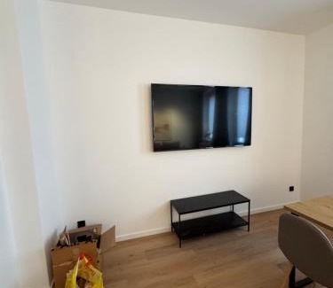 Herne Apartment | MILPAU Herne1 - Zentrales, modernes Design-Apartment - Smart TV, Nespresso für 4 Personen