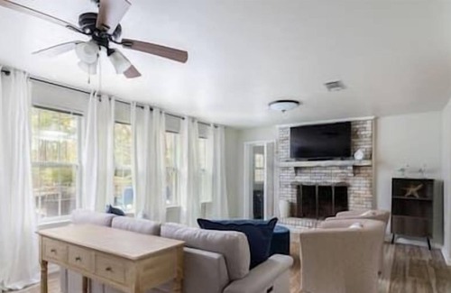 Florida Panhandle House | Milton - quiet and relaxing home/canal access!
