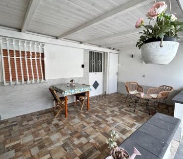 Contrada Pantano d'Arci Apartment | Mimì e Cocò shabby house