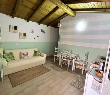 Contrada Pantano d'Arci Apartment | Mimì e Cocò shabby house