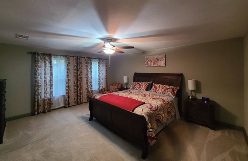West Arlington House | Min 30 Day Lease * Furnished 4 BR Canal Home Interlochen Arlington TX