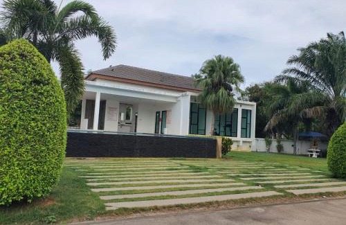Nong Prue Resort | Min&Me House Pattaya