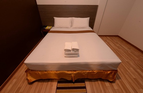 Thanlyin Hotel | Min Nandar Garden Hotel