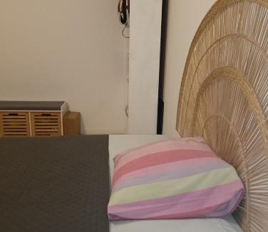 Republique - Les Ponts House | Mina Home