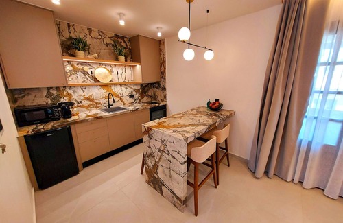 Old Town Rethymnon Apartment | Minares Luxury Suite
