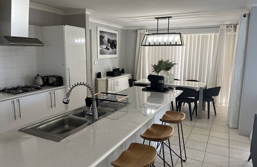 Mindarie House | Mindarie Gardens - Whole house perfect for families.