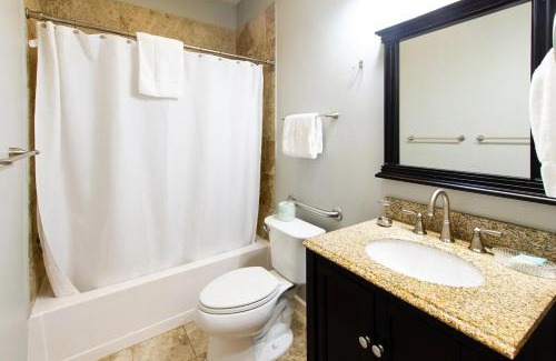 Dahlonega Apartment | Miners Ridge Villa on Choice Ave - Steps to Downtown