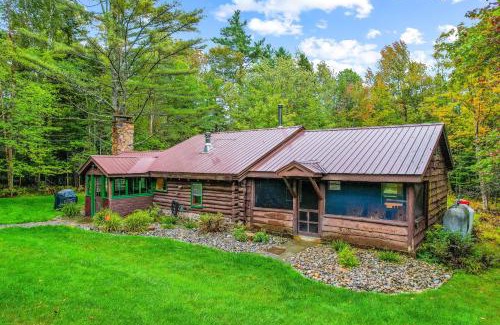Olmstedville House | Minerva's Log Cabin Gem