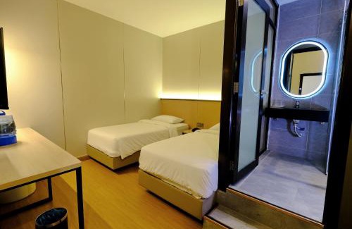 Kampung Ladang Tok Pelam Hotel | Ming Paragon Hotel