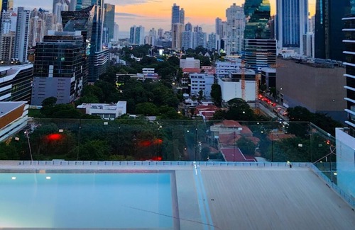 Obarrio Apartment | Mini Design House Chic 1-bedroom apartment at the Center of Panamá
