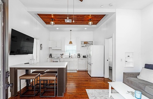 San Jacinto House | Mini G 2 Bedroom Home