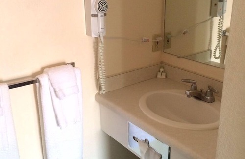 Whitefish Hotel | Mini Golden Inns Motel