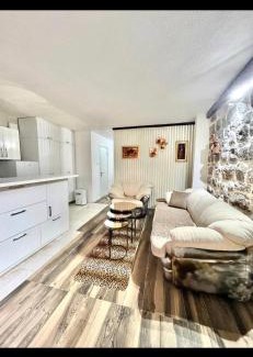 Rose Apartment | Mini Heart of Rose