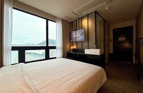 Jung-gu Hotel | Mini hotel may nampo