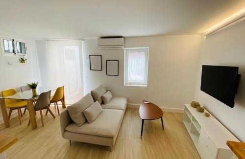 Feria Apartment | Mini loft con patio en la Alameda de Sevilla