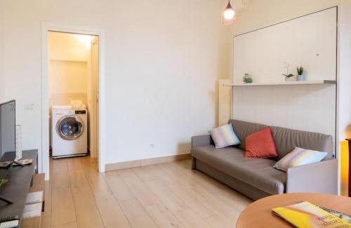 Zona Solari Apartment | Mini-Penthouse with Terrace - Design&Fashion District