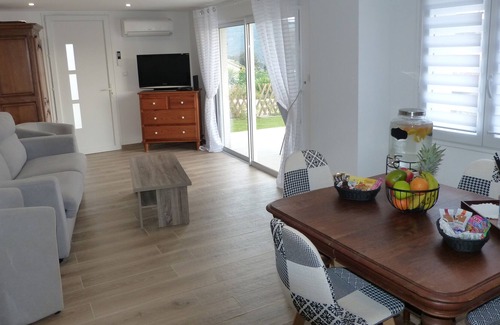 Vetricella House | Mini villa T2 air-conditioned, sea view, cozy & modern