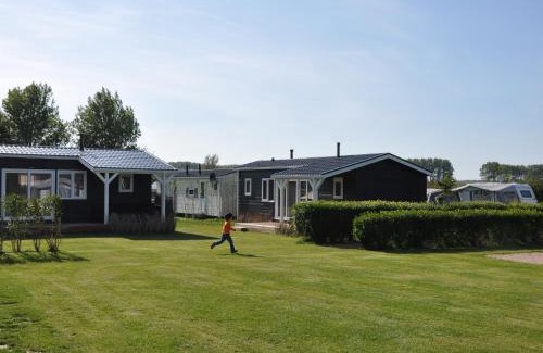 Municipality of Veere Ski Chalet | Minicamping de Boshoek