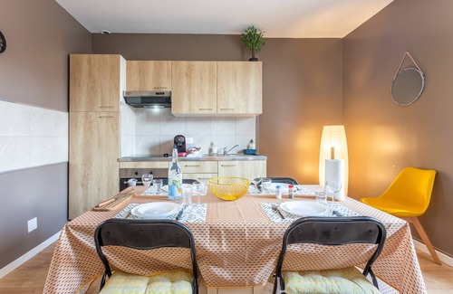 Saint-Coulomb Apartment | Minihic - appartement avec jardin