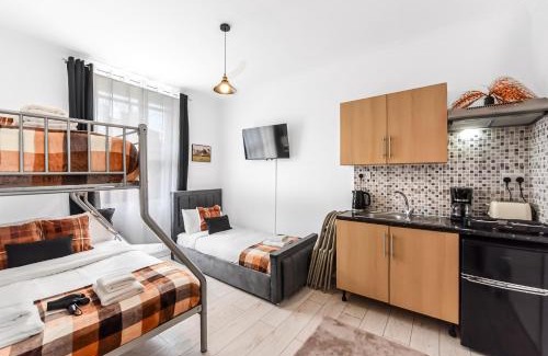 Camden Town Apartment | Minimal and Cosy Camden Apartments, 3 mins to King's Cross St Pancras