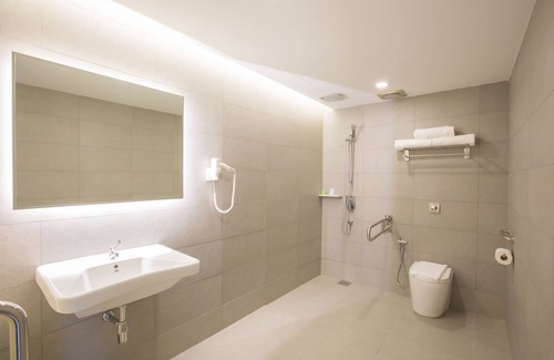 Taman Desa Jaya Hotel | Minimalist Hotel