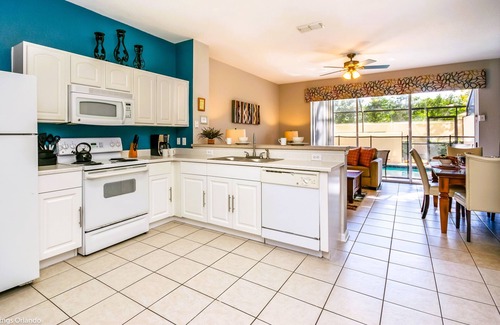 Windsor Hills Villa | Minions Themed Bdrm, Near Disney, Free Water Park!