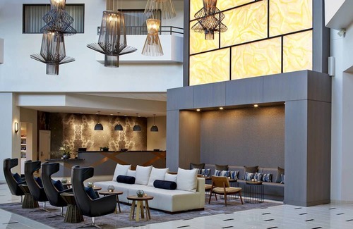St. Louis Park Hotel | Minneapolis Marriott West