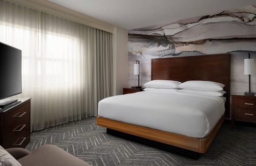 Brooklyn Park Hotel | Minneapolis Marriott Hotel & Conference Center