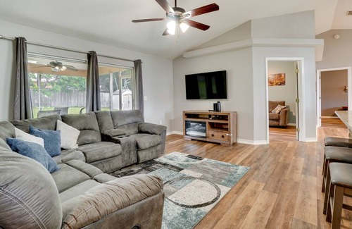 Minneola House | Minneola Home w/ Screened Porch, 25 Mi to Disney!