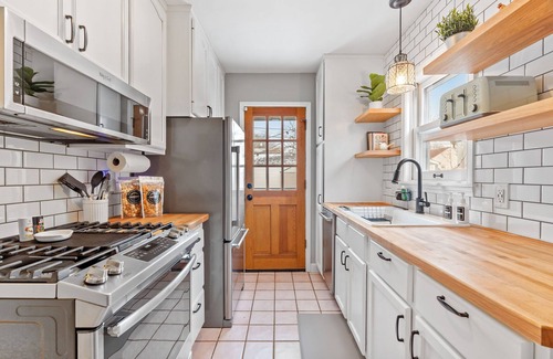 Diamond Lake House | MINNeSTAY* Cape Cod Charmer |