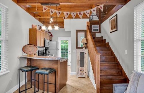 Starkville Apartment | Mins from Campus | Cozy | Big Patio