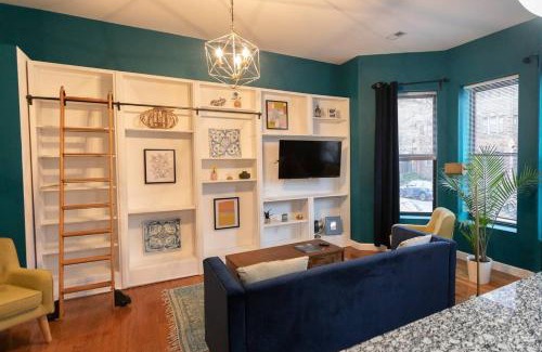 Central West End Apartment | Mins To Forest Park Museum & Walk to BJ Hospital