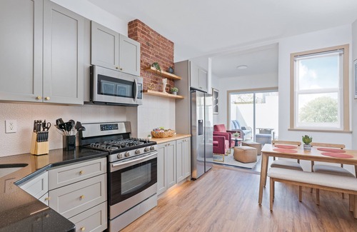 Union City Apartment | Mins to NYC, MetLife Stadium & American Dream!