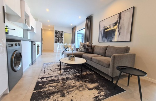 Greenside Apartment | MINT Apartments Greenside