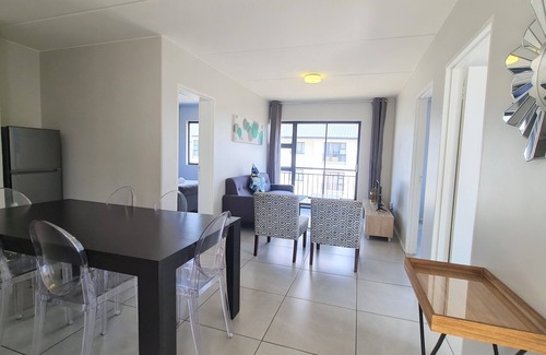 Greater Johannesburg Metropolitan Area Apartment | MINT Express Sandton View