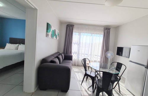 Greater Johannesburg Metropolitan Area Apartment | MINT Express Sandton View