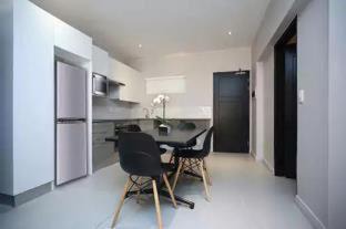 Greater Johannesburg Metropolitan Area Apartment | Mint Hotel Rosebank