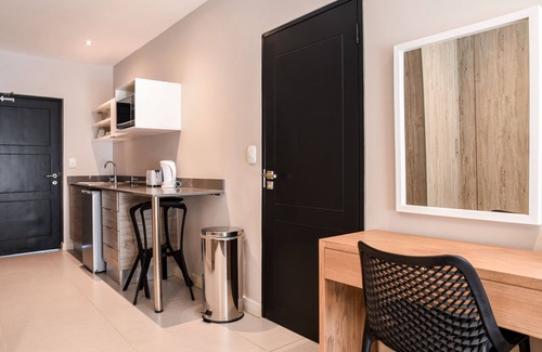 Greater Johannesburg Metropolitan Area Apartment | Mint Hotel Rosebank