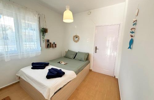 Perea Apartment | Minu sonniges Studio in direkter Strandnähe, schnelles Internet, freies Parken, nahe Flughafen