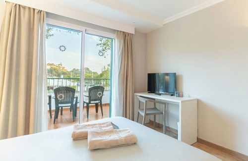 Serpentona Hotel | Minura Hotel Cala Galdana & Apartamentos