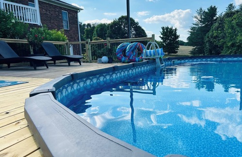 Stokes House | Minutes from Belews Lake & 5 Star Wedding Venues! Swimming Pool! Covered Patio!