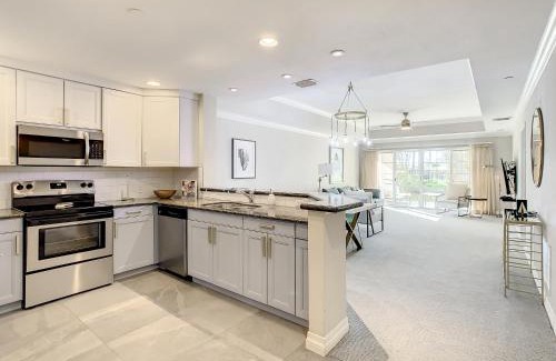 Reunion Apartment | MINUTES FROM DISNEY 3bed 3bath Poolside at LUXURIOUS RESORT
