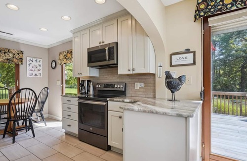Bozman House | Minutes from Downtown St. Michaels and Tilghman | Private Dock | Outdoor Dining