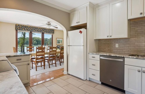 Bozman House | Minutes from Downtown St. Michaels and Tilghman | Private Dock | Outdoor Dining