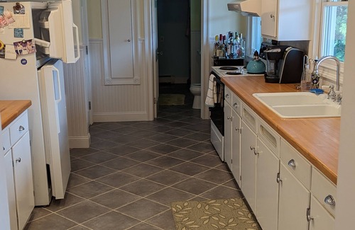 Watch Hill House | Minutes from Watch Hill Village and Walk To East Beach