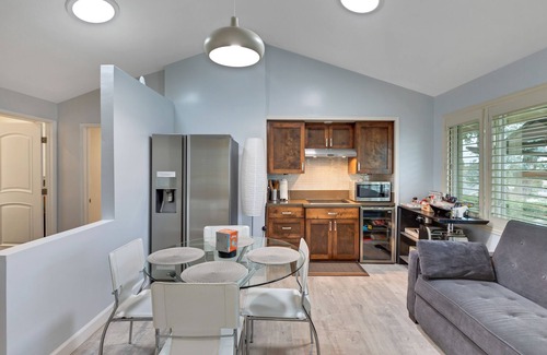 Rowland Heights House | ★Minutes to Disney ~ Amazing mountain View/♛King Bed★